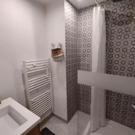 Maison A 500m De La Holiday home Saint-Pair-sur-Mer